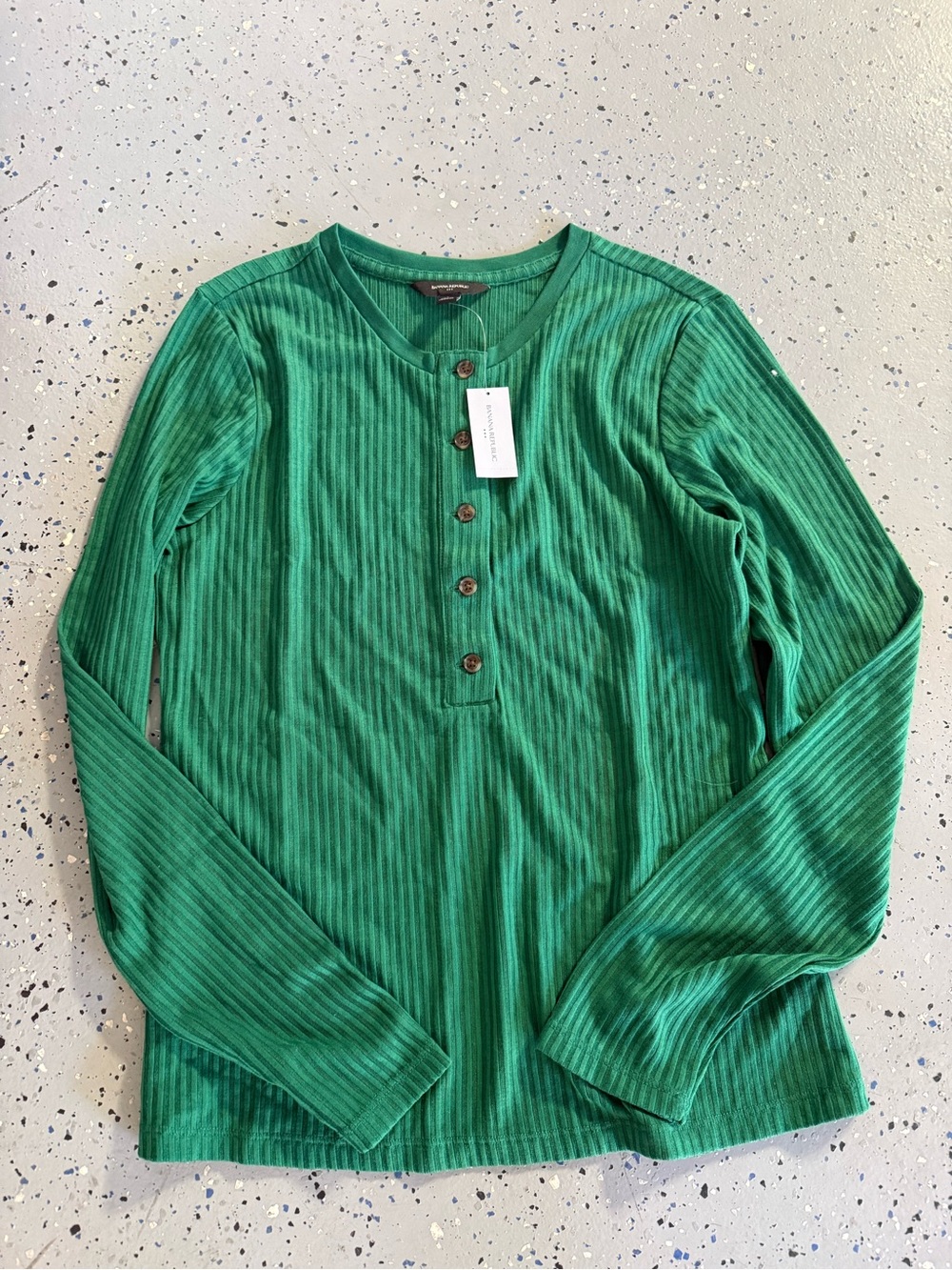 Banana Republic Green Ribbed Henley Long-Sleeve Top